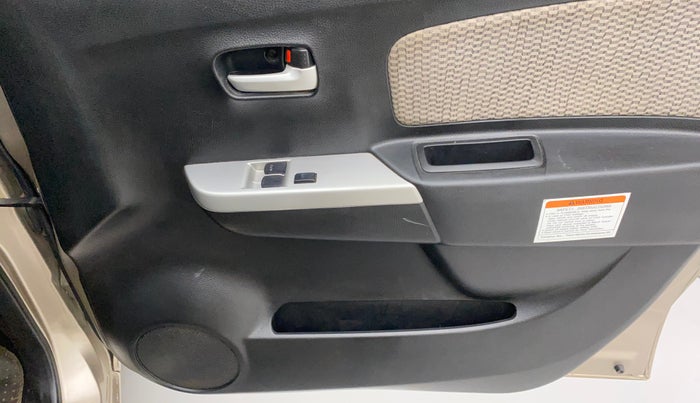 2015 Maruti Wagon R 1.0 LXI CNG, CNG, Manual, 27,670 km, Driver Side Door Panels Control