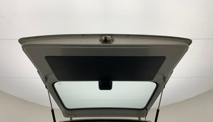 2016 Maruti OMNI E 8 STR, Petrol, Manual, 31,160 km, Boot Door Open