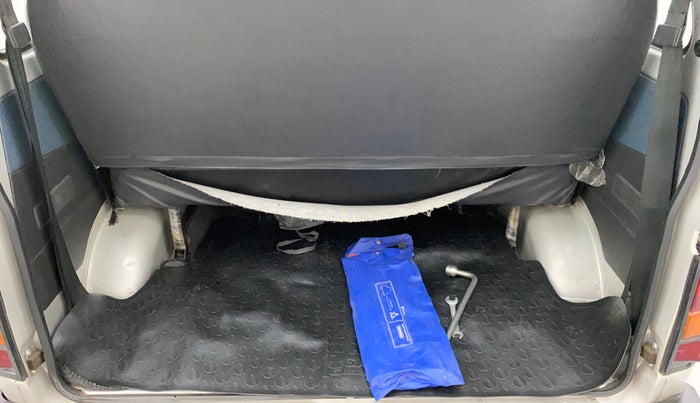 2016 Maruti OMNI E 8 STR, Petrol, Manual, 31,160 km, Boot Inside