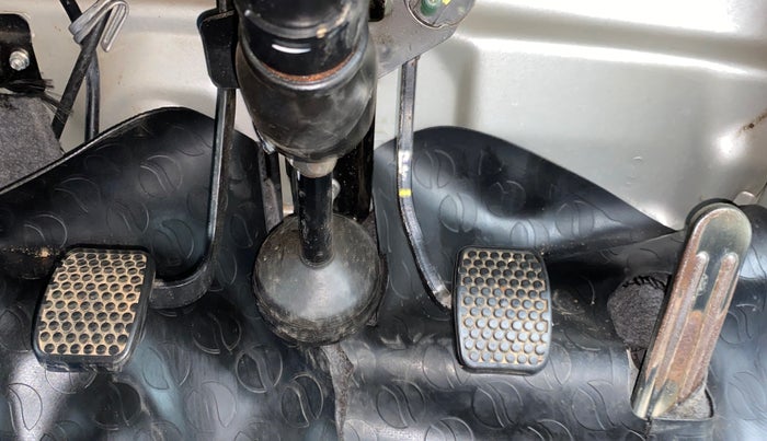 2016 Maruti OMNI E 8 STR, Petrol, Manual, 31,160 km, Pedals