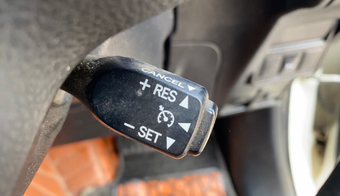 2017 Toyota Innova Crysta 2.8 ZX AT 7 STR, Diesel, Automatic, 67,322 km, Adaptive Cruise Control