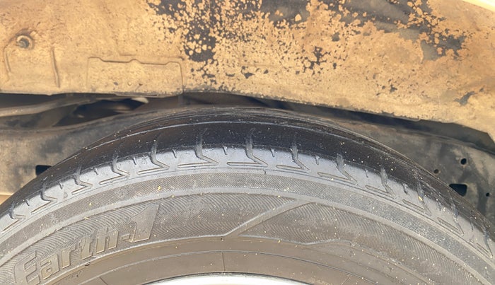 2017 Toyota Innova Crysta 2.8 ZX AT 7 STR, Diesel, Automatic, 67,322 km, Right Rear Tyre Tread