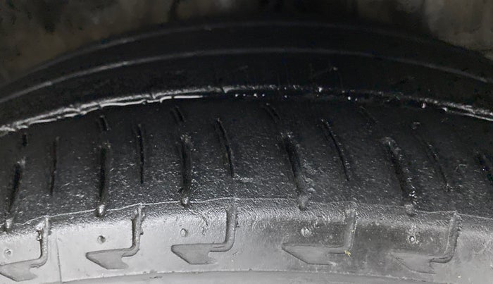 2018 Honda City ZX CVT ANNIVERSARY EDITION, Petrol, Automatic, 36,243 km, Right Front Tyre Tread