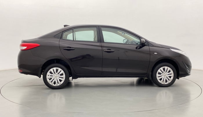 2018 Toyota YARIS J MT, Petrol, Manual, 24,724 km, Right Side View