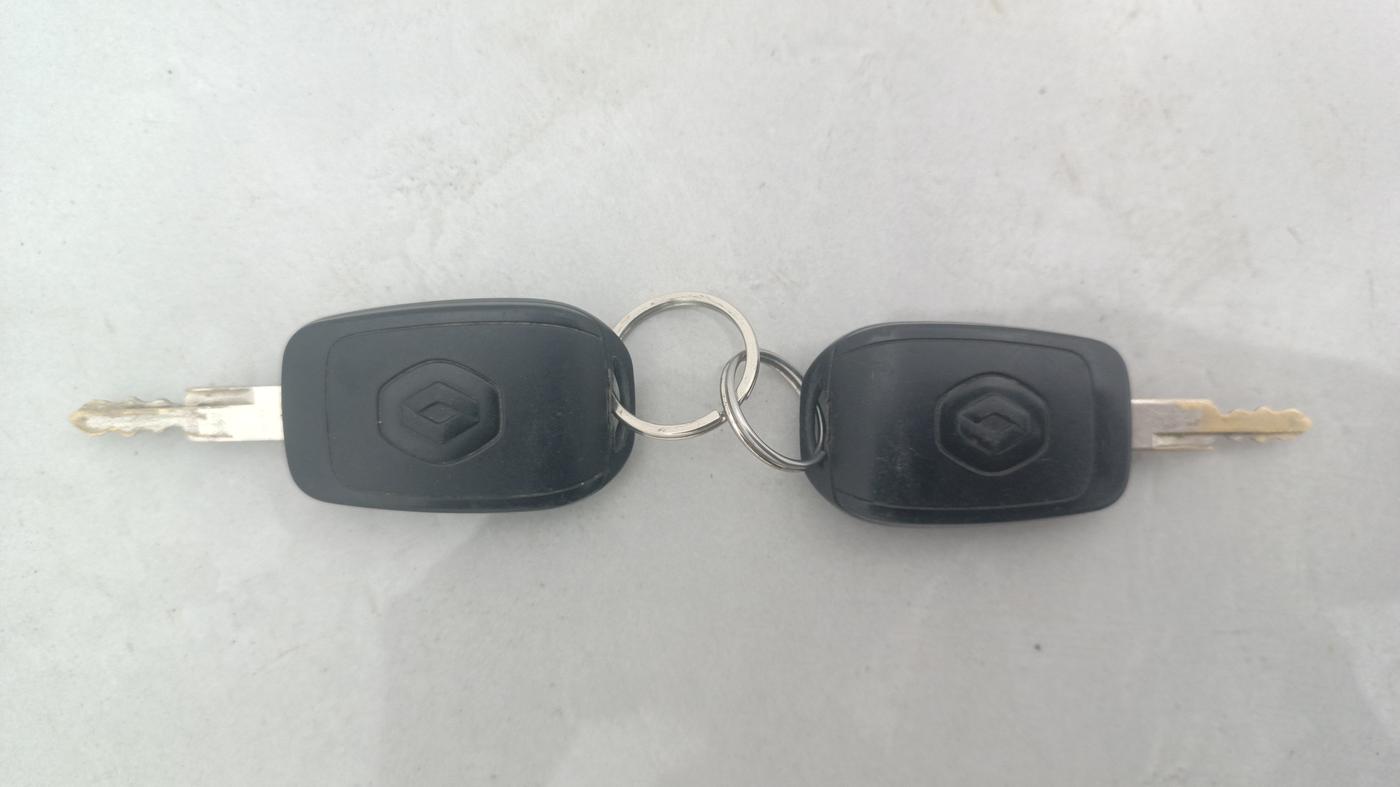 2017 Renault Kwid RXL 1.0, Petrol, Manual, 64,161 km, Key Close Up