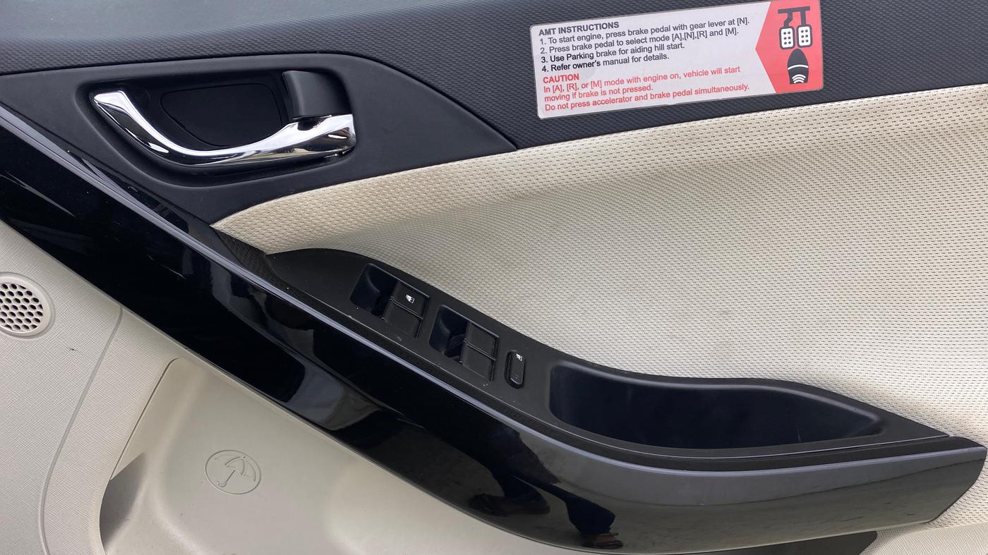 2023 Tata NEXON XZA PLUS PETROL, Petrol, Automatic, 36,172 km, Driver Side Door Panels Control