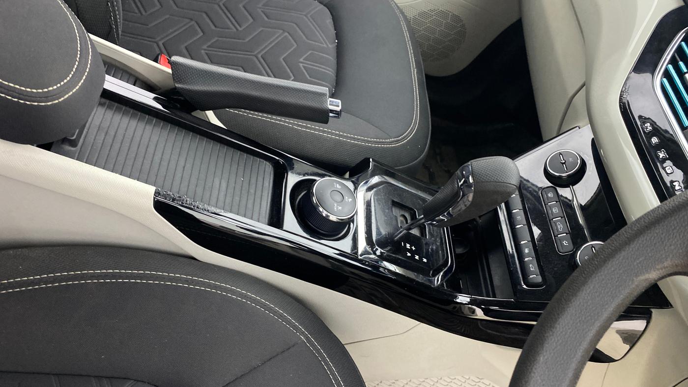 2023 Tata NEXON XZA PLUS PETROL, Petrol, Automatic, 36,172 km, Gear Lever