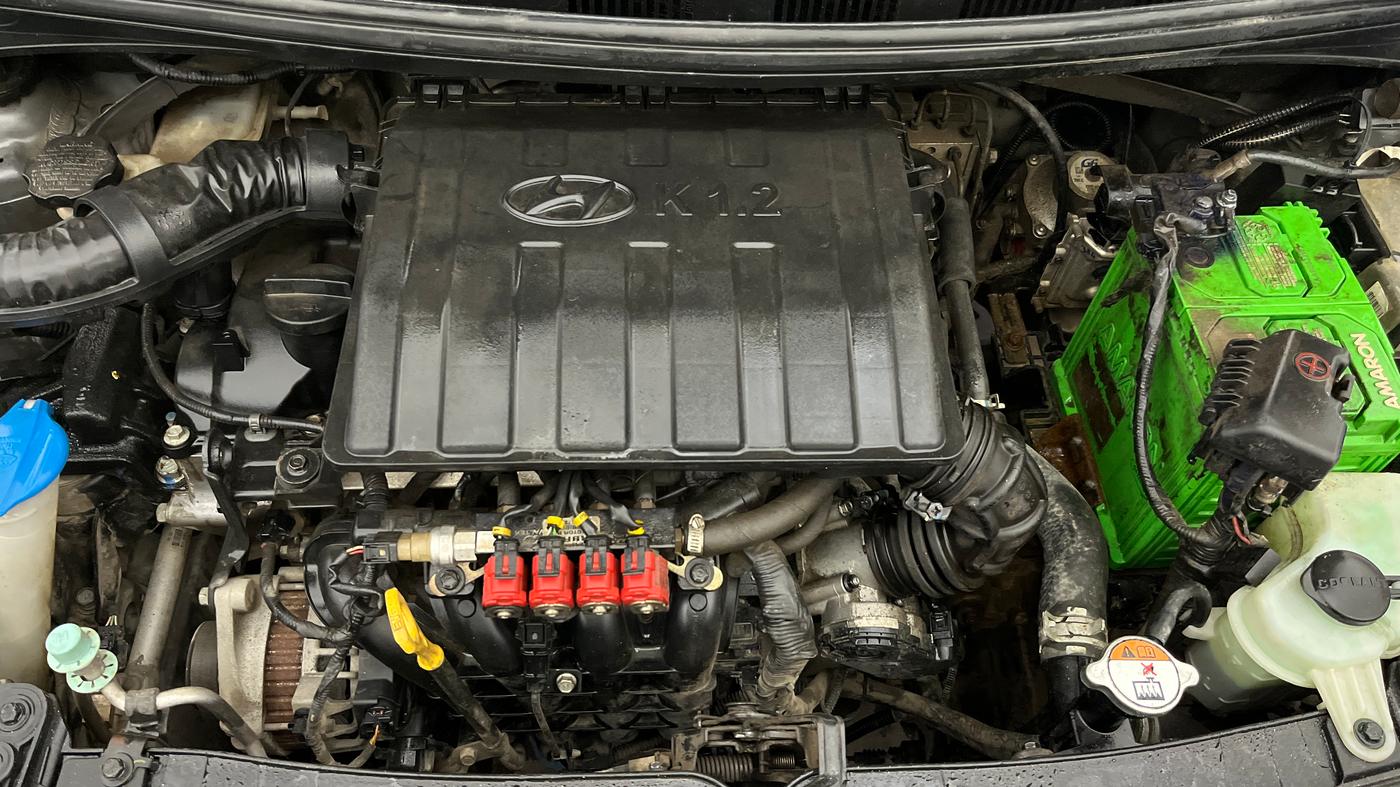 2019 Hyundai Grand i10 SPORTZ 1.2 KAPPA VTVT, CNG, Manual, 1,09,216 km, Engine View
