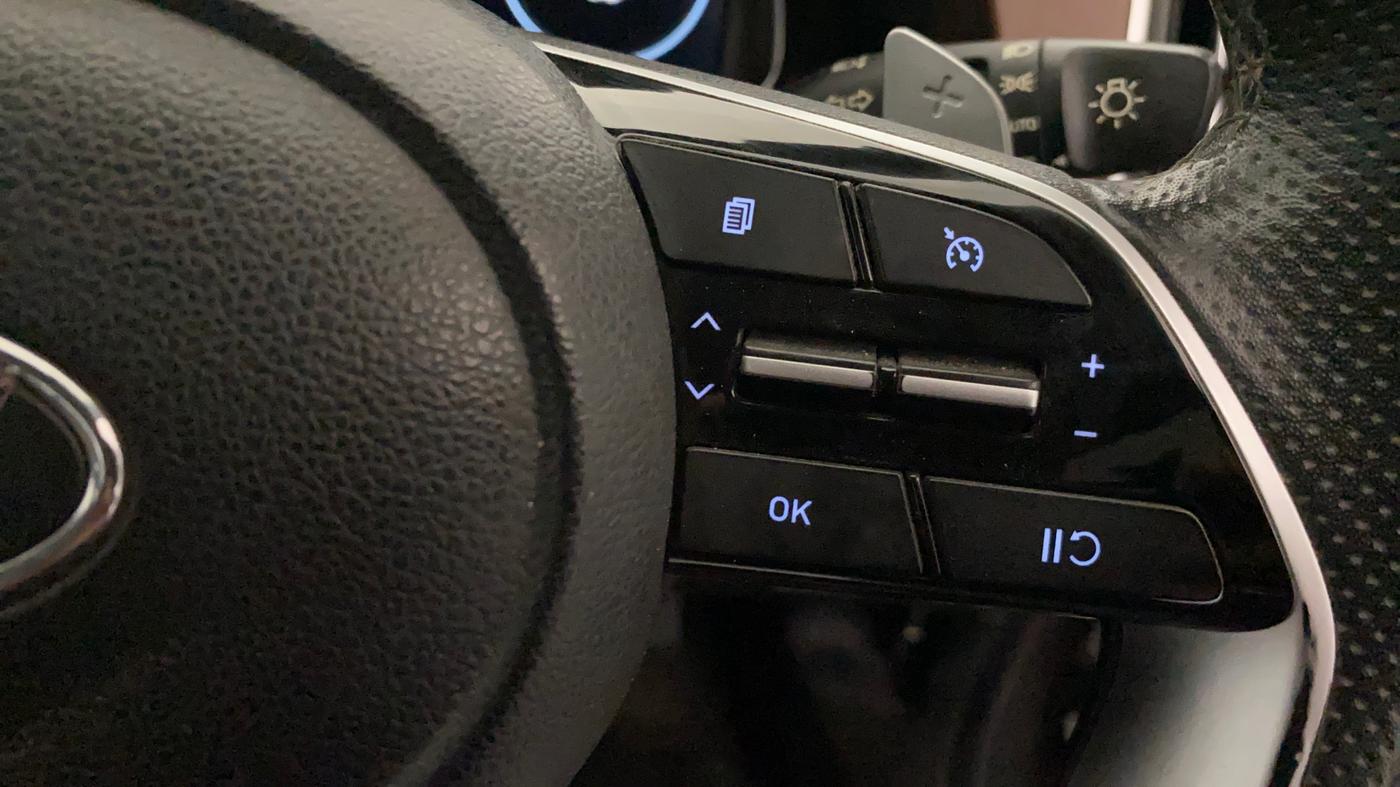 2021 Hyundai ALCAZAR 2.0 SIGNATURE (O) AT 6STR, Petrol, Automatic, 57,276 km, Adaptive Cruise Control