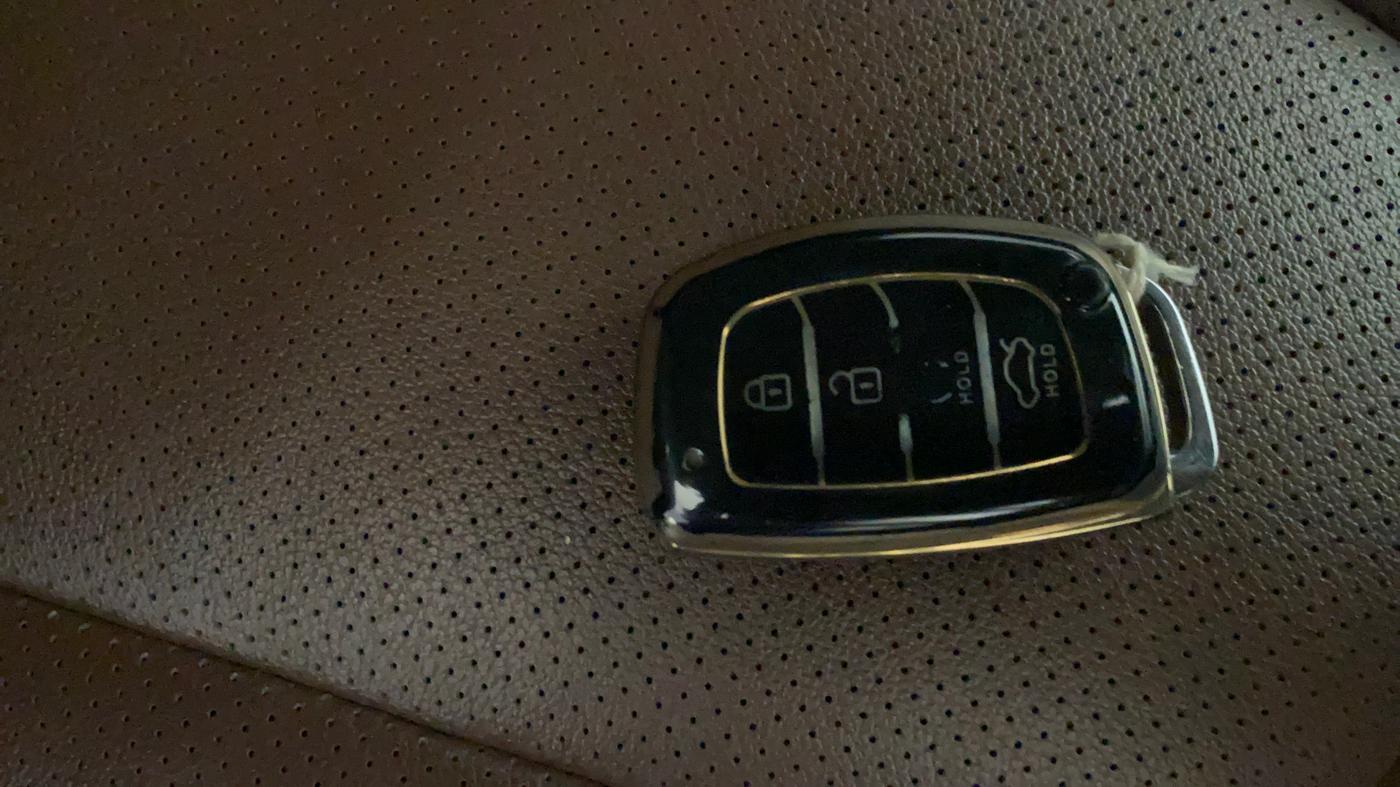 2021 Hyundai ALCAZAR 2.0 SIGNATURE (O) AT 6STR, Petrol, Automatic, 57,276 km, Key Close Up