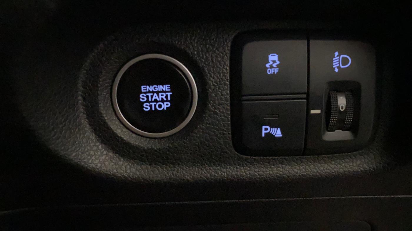 2021 Hyundai ALCAZAR 2.0 SIGNATURE (O) AT 6STR, Petrol, Automatic, 57,276 km, Keyless Start/ Stop Button