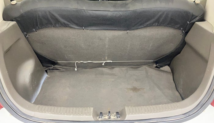 2015 Hyundai i10 MAGNA 1.1, Petrol, Manual, 60,809 km, Boot Inside