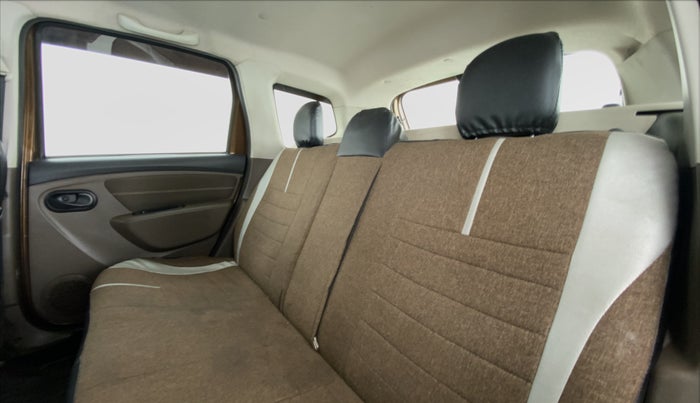 2017 Renault Duster RXL PETROL 104, CNG, Manual, 79,645 km, Right Side Rear Door Cabin