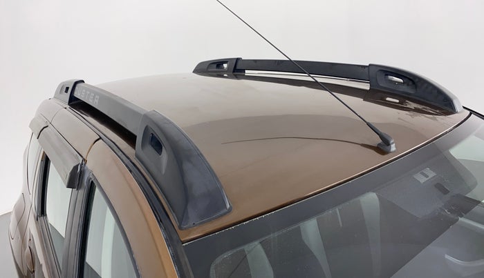 2017 Renault Duster RXL PETROL 104, CNG, Manual, 79,645 km, Roof