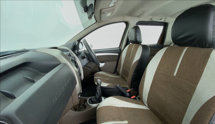 2017 Renault Duster RXL PETROL 104, CNG, Manual, 79,645 km, Right Side Front Door Cabin