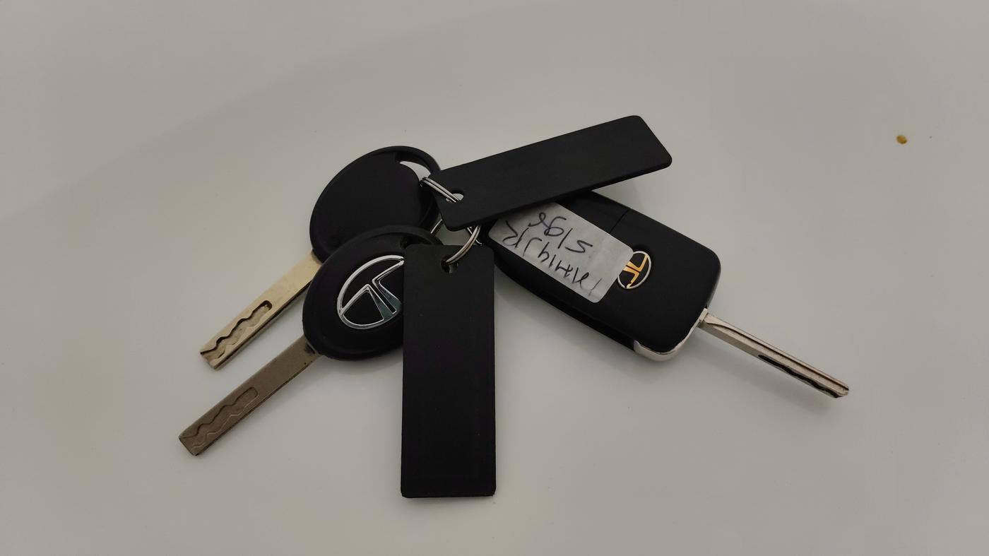 2021 Tata ALTROZ XM PETROL, Petrol, Manual, 39,199 km, Key Close Up