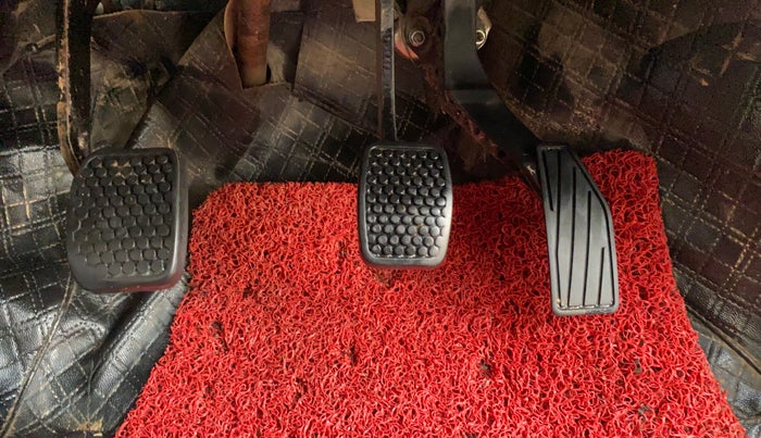 2016 Maruti Alto 800 VXI, Petrol, Manual, 54,553 km, Pedals