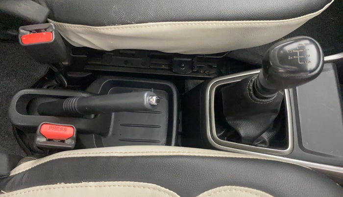 2021 Datsun Redi Go T, Petrol, Manual, 79,652 km, Gear Lever