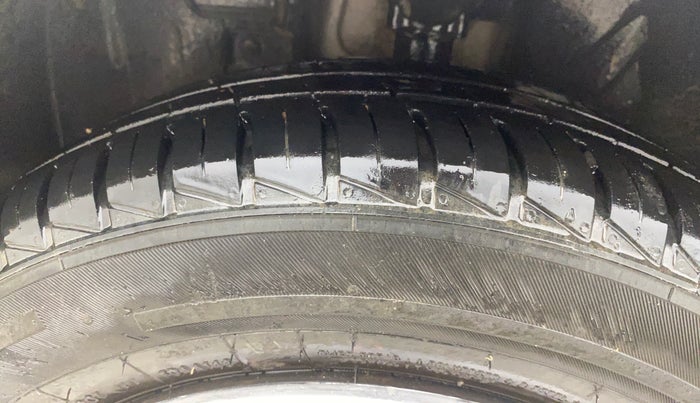 2021 Datsun Redi Go T, Petrol, Manual, 79,652 km, Left Front Tyre Tread