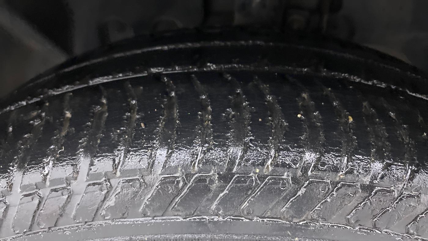 2016 Ford Ecosport 1.5 TITANIUM TI VCT AT, Petrol, Automatic, 65,723 km, Left Front Tyre Tread