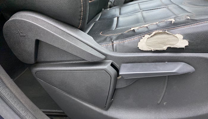 2016 Ford Ecosport 1.5 TITANIUM TI VCT AT, Petrol, Automatic, 65,723 km, Driver Side Adjustment Panel