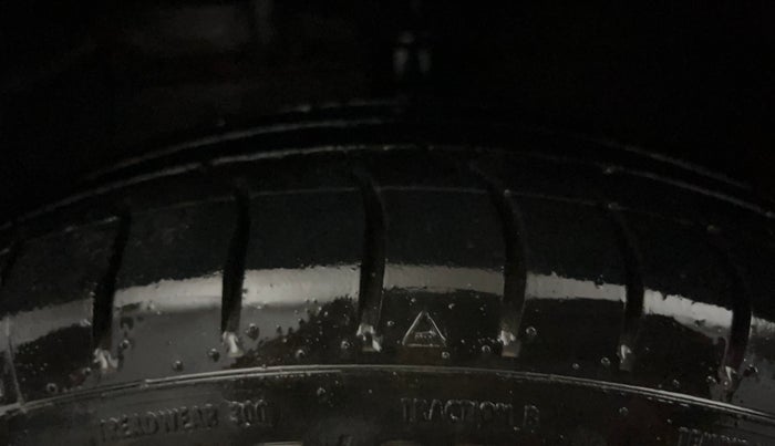 2015 Hyundai Grand i10 MAGNA 1.2 KAPPA VTVT, Petrol, Manual, 40,998 km, Left Front Tyre Tread