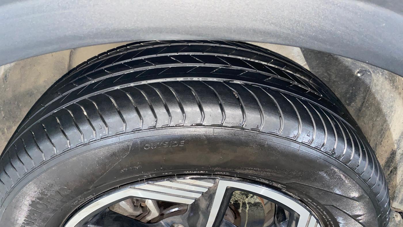 2025 Tata NEXON CREATIVE + SUNROOF 1.2 PETROL, Petrol, Manual, 8,414 km, Left Front Tyre Tread