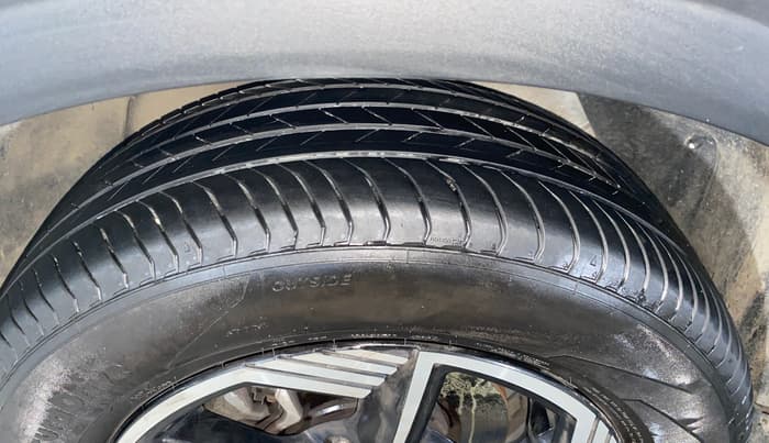 2025 Tata NEXON CREATIVE + SUNROOF 1.2 PETROL, Petrol, Manual, 8,414 km, Left Front Tyre Tread