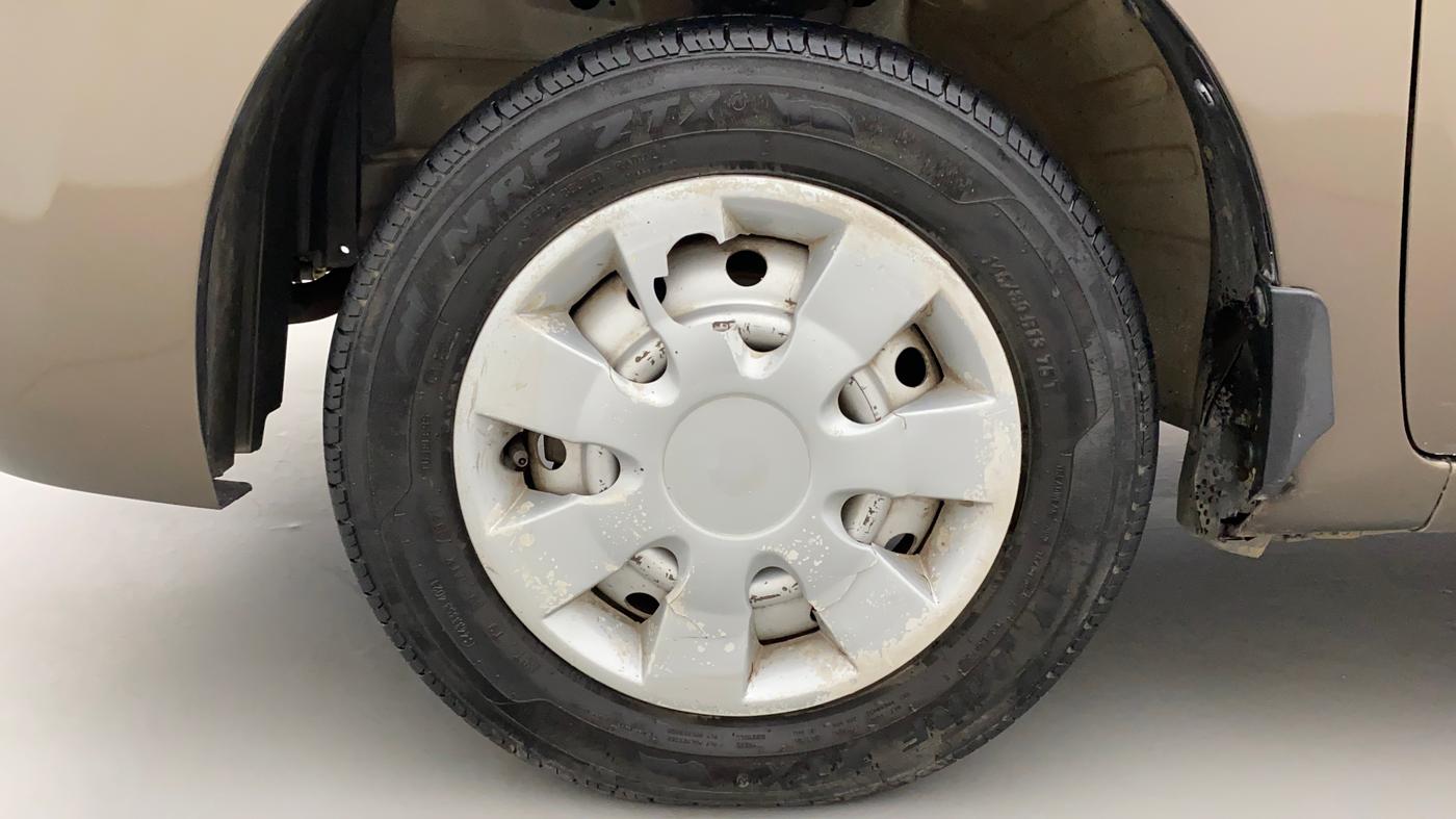 2014 Maruti Wagon R 1.0 LXI CNG, CNG, Manual, 1,05,185 km, Left Front Wheel