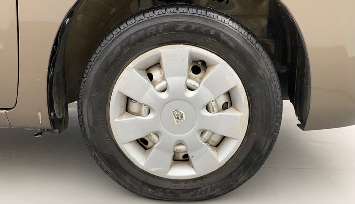 2014 Maruti Wagon R 1.0 LXI CNG, CNG, Manual, 1,05,185 km, Right Front Wheel