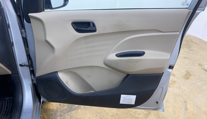 2021 Hyundai NEW SANTRO SPORTZ EXECUTIVE MT CNG, CNG, Manual, 79,736 km, Driver Side Door Panels Control