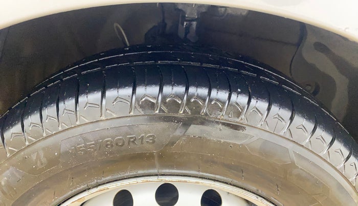 2021 Hyundai NEW SANTRO SPORTZ EXECUTIVE MT CNG, CNG, Manual, 79,736 km, Right Front Tyre Tread