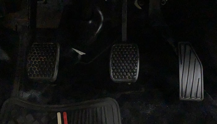 2019 Maruti Alto LXI, Petrol, Manual, 65,860 km, Pedals