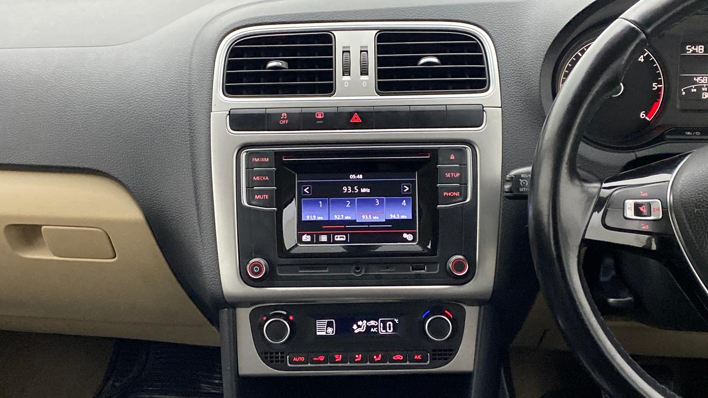 2017 Volkswagen Ameo HIGHLINE 1.5L AT (D), Diesel, Automatic, 45,867 km, Air Conditioner