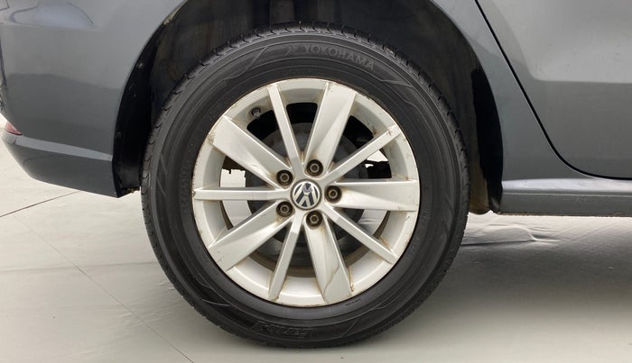 2017 Volkswagen Ameo HIGHLINE 1.5L AT (D), Diesel, Automatic, 45,867 km, Right Rear Wheel