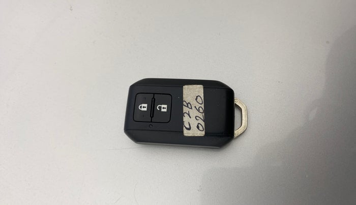 2018 Maruti Swift ZXI AMT, Petrol, Automatic, 33,539 km, Key Close Up
