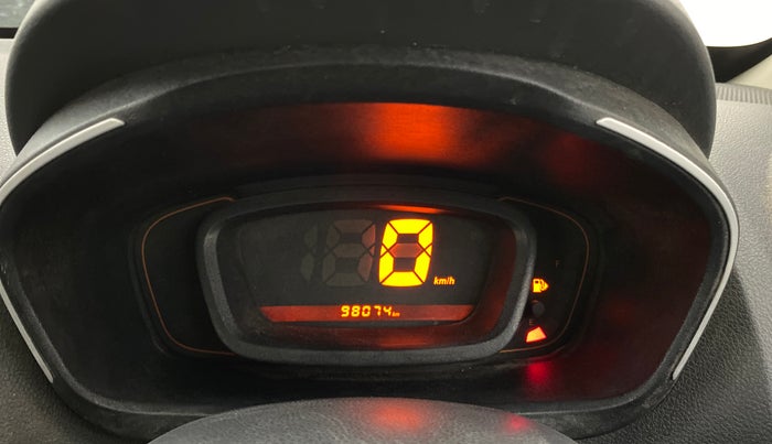 2016 Renault Kwid RXE, Petrol, Manual, 98,068 km, Odometer Image