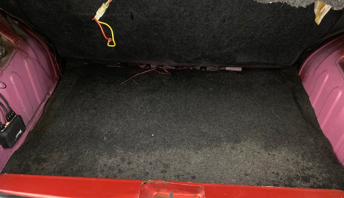 2016 Renault Kwid RXE, Petrol, Manual, 98,068 km, Boot Inside