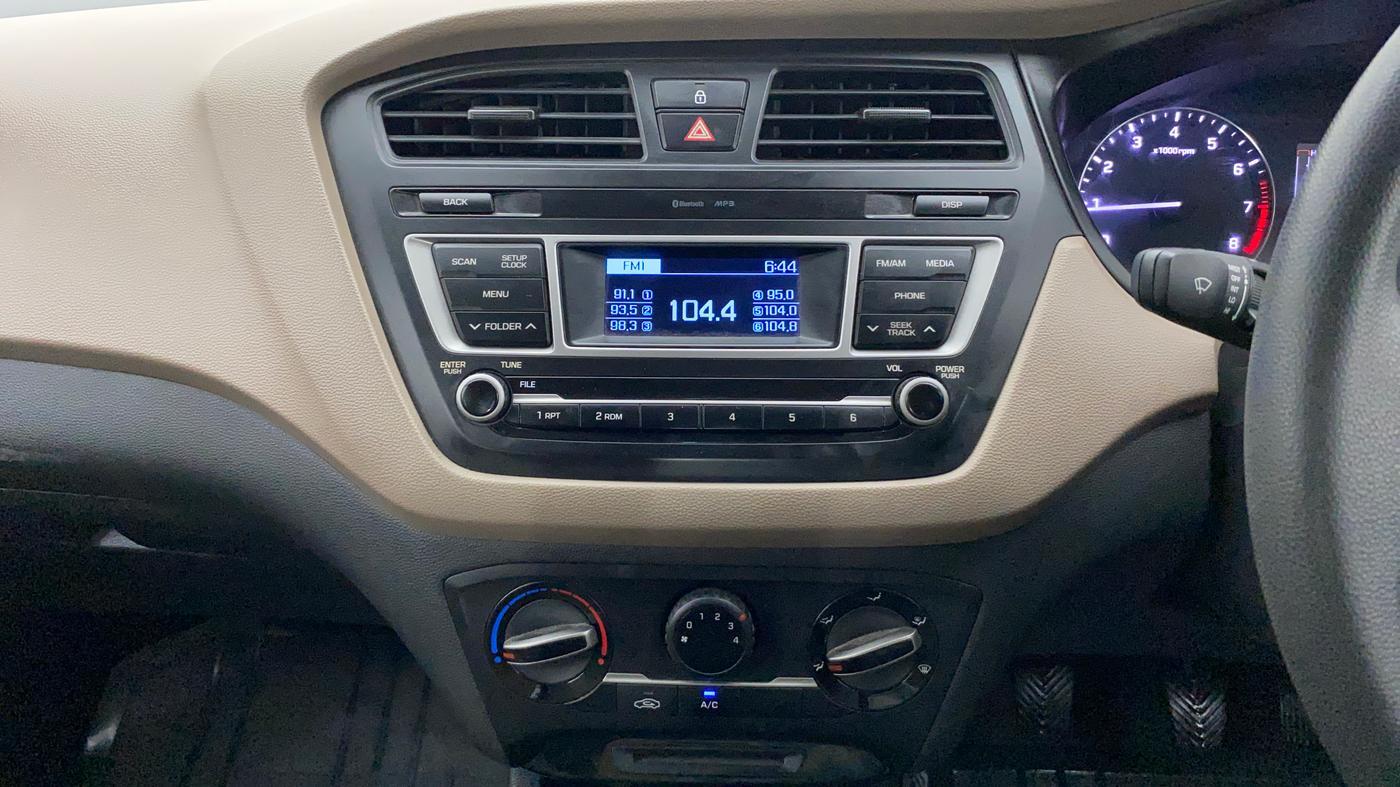 2015 Hyundai Elite i20 MAGNA 1.2, Petrol, Manual, 35,442 km, Air Conditioner