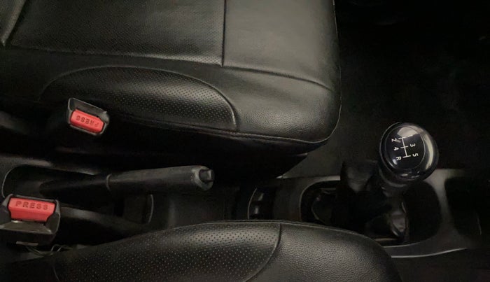 2015 Maruti Wagon R 1.0 LXI, Petrol, Manual, 47,105 km, Gear Lever