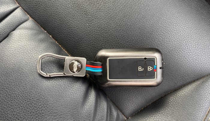 2021 Maruti XL6 ALPHA MT, Petrol, Manual, 21,229 km, Key Close Up