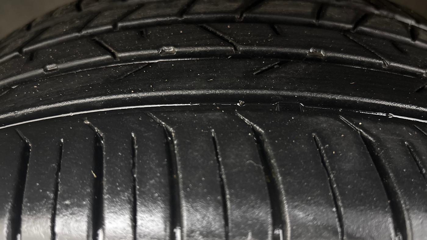 2023 Hyundai VENUE SX 1.2 PETROL, Petrol, Manual, 76,179 km, Left Front Tyre Tread