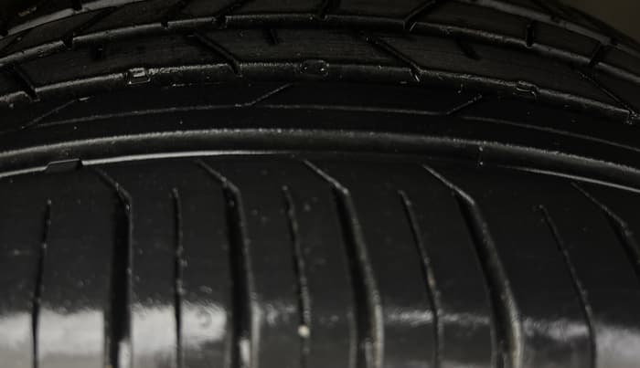 2023 Hyundai VENUE SX 1.2 PETROL, Petrol, Manual, 76,179 km, Right Front Tyre Tread