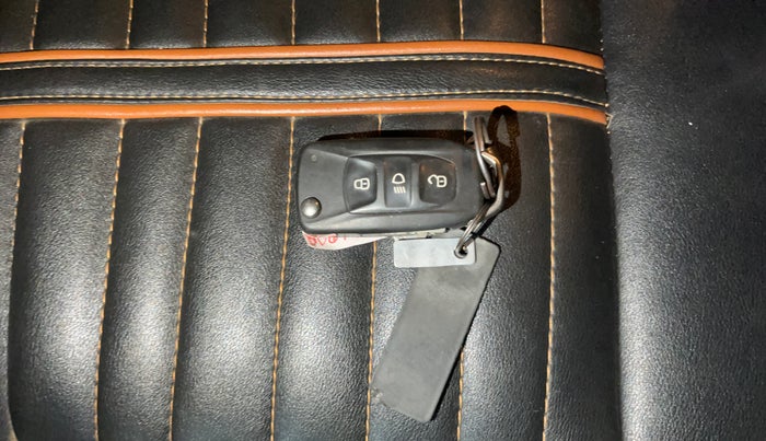 2023 Tata PUNCH ADVENTURE MT, Petrol, Manual, 31,710 km, Key Close Up