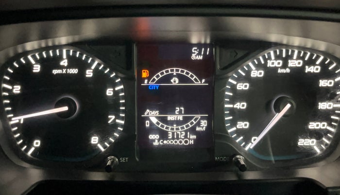 2023 Tata PUNCH ADVENTURE MT, Petrol, Manual, 31,710 km, Odometer Image