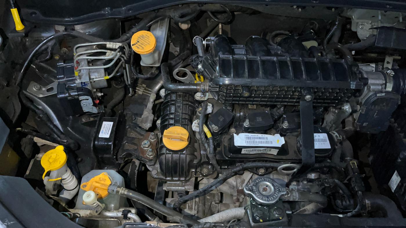 2023 Tata PUNCH ADVENTURE MT, Petrol, Manual, 35,000 km, Engine View - Right