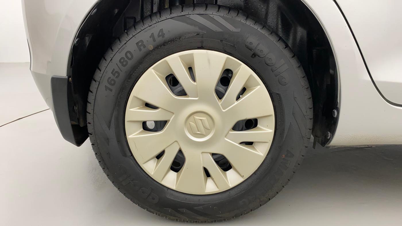 2013 Maruti Swift VXI, Petrol, Manual, 35,748 km, Right Rear Wheel
