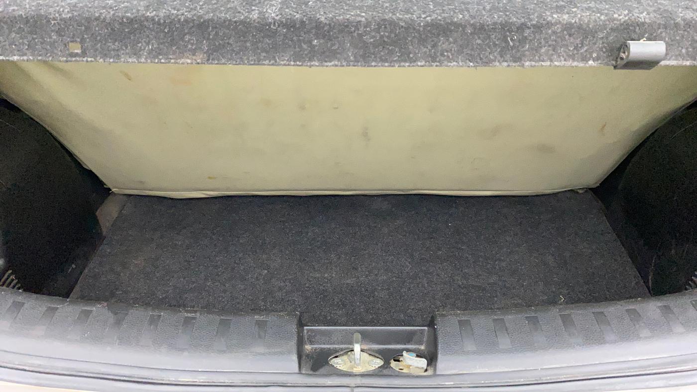 2013 Maruti Swift VXI, Petrol, Manual, 35,748 km, Boot Inside