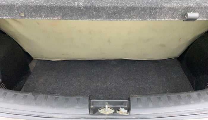 2013 Maruti Swift VXI, Petrol, Manual, 35,748 km, Boot Inside