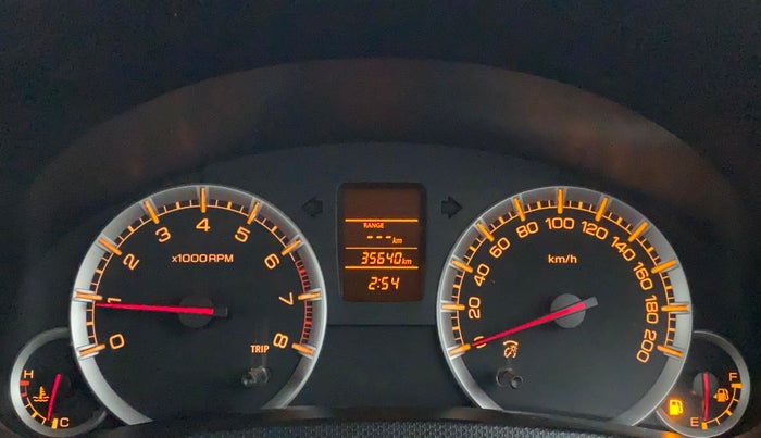 2013 Maruti Swift VXI, Petrol, Manual, 35,748 km, Odometer Image